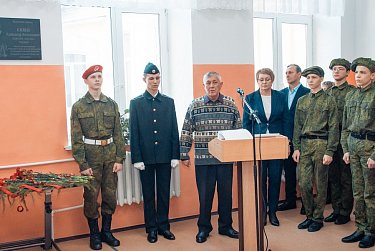 Абдулинцы увековечили память героев-земляков 